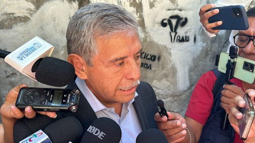 Alcalde de Cuernavaca entrevistado por varios medios de comunicación