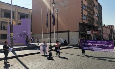 Manifestación a las afueras del TSJ