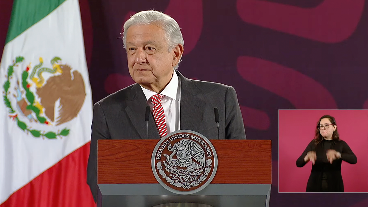 El presidente asegura que la presidenta de la SCJN está en su derecho de protestar y demanda una "limpieza" del Poder Judicial para combatir la corrupción.