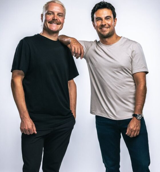 La foto muestra a Serio Pérez y Valtteri Botas.
